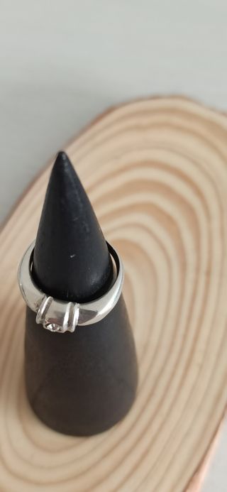 Anillo plata de ley y Zirconita nuevo