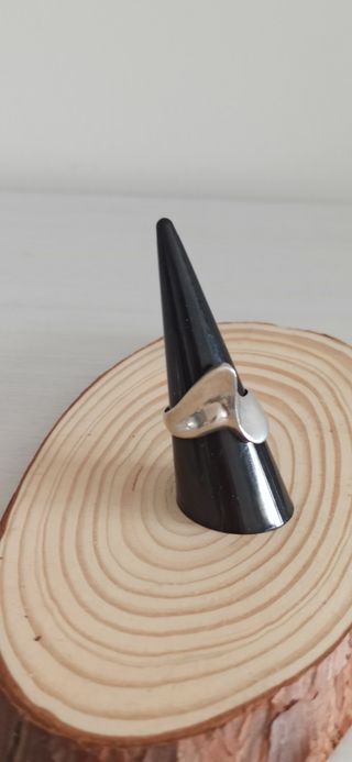 Anillo onda plata de ley