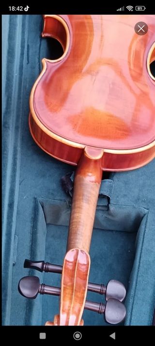 Violin artesano con estuche a estrenar 4/4.