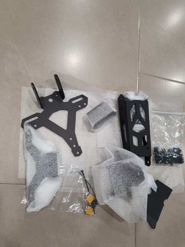 Portamatriculas Yamaha XMAX