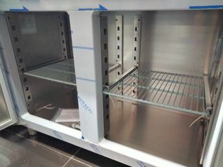 Mesa refrigerada 2 metros