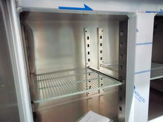 Mesa refrigerada 2 metros