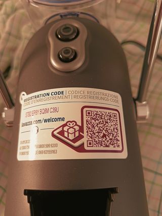 Cafetera Lavazza color gris a estrenar