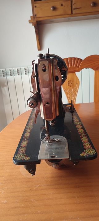 Máquina de coser HEXAGON