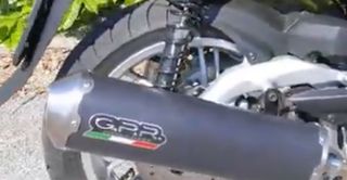 ESCAPES ECE PARA MAXISCOOTER 125/400 cc