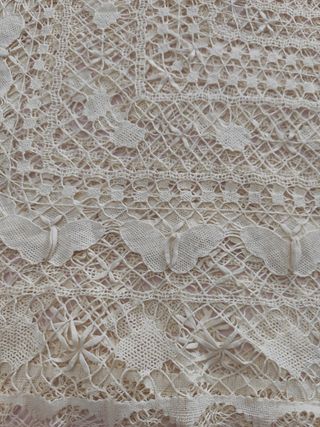 Mantelería o colcha de matrimonio