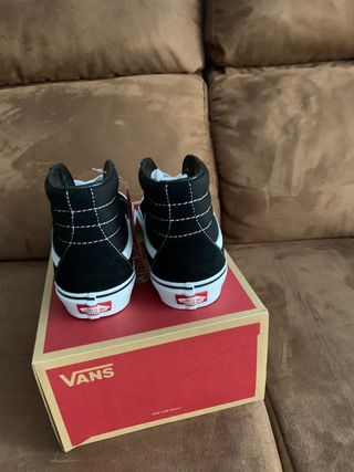 Vans SK8-hi.