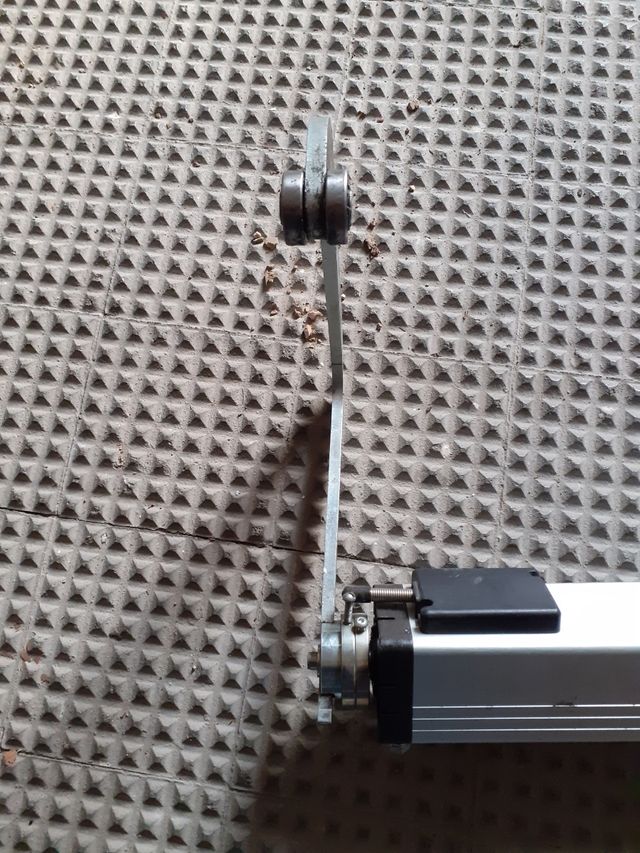 MOTOR PARA PUERTA ABATIBLE MARCA ERRECA