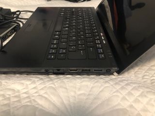 Ultraportail 13' Vaio VPCZ21C5E