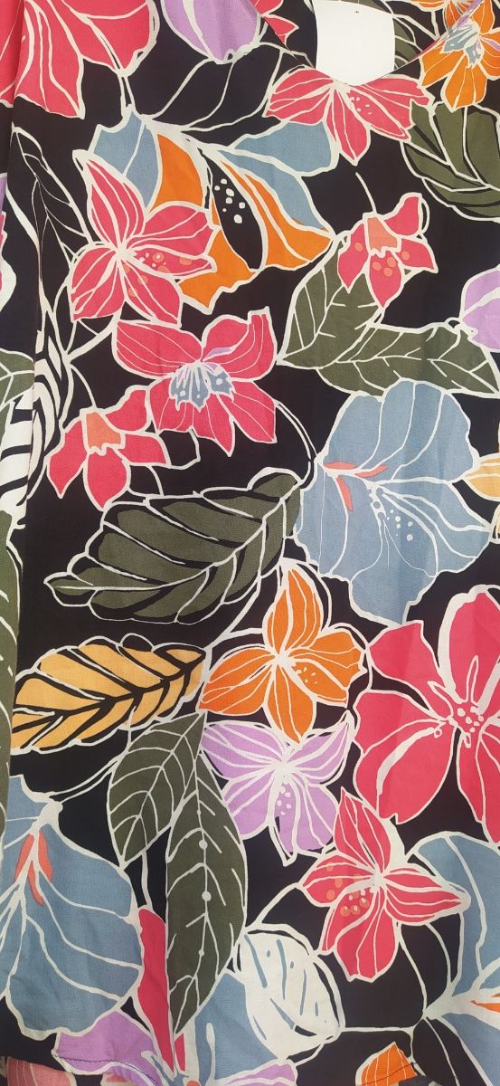 blusa estampada 4 XL/ talla 48 da talla hasta 50