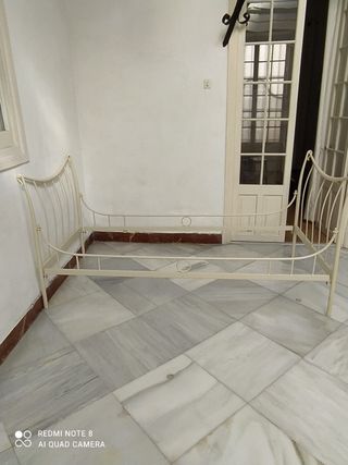 cama, estructura de hierro forjado macizo