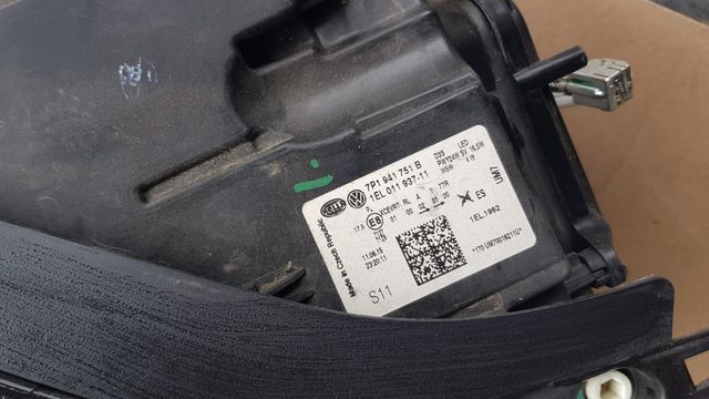 Faro delantero derecho Volkswagen touareg 7p 2016