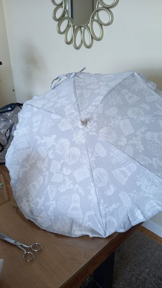 Sombrilla y adaptador universal