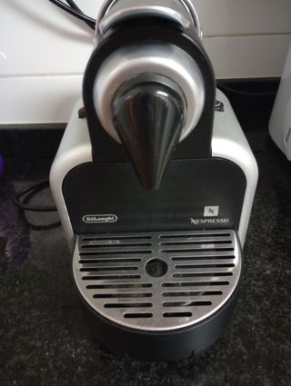 Cafetera Nespresso Delinghi
