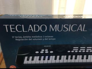 Teclado 3 octavas .