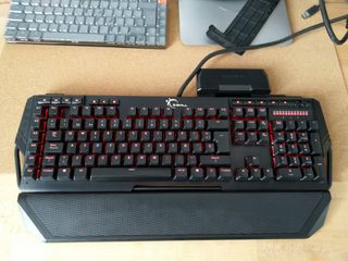 Teclado Gaming GSkill Ripjaws KM780 Cherry MxBrown