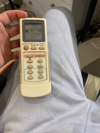 Mando aire acondicionado Mitsubishi