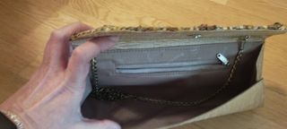 Bolso y zapatos de fiesta a juego