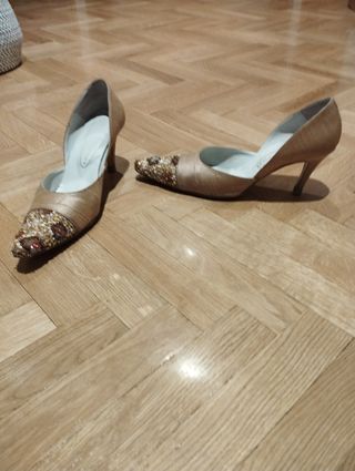 Bolso y zapatos de fiesta a juego