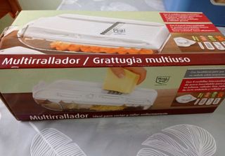 Lote 4 utensilios de cocina:Multirallador y otros