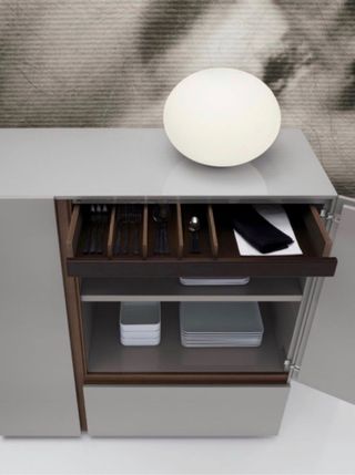 APARADOR DE DISEÑO, POLIFORM