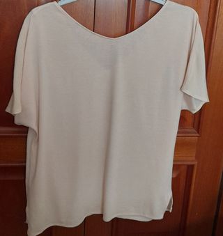 Blusa lunaritos de Massimo Dutti