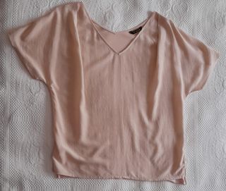 Blusa lunaritos de Massimo Dutti