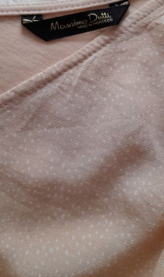 Blusa lunaritos de Massimo Dutti