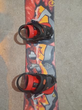 tabla de snow con fijaciones para niñ@