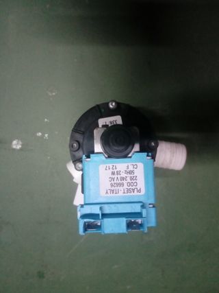vendo bomba de agua lavadora sin usar