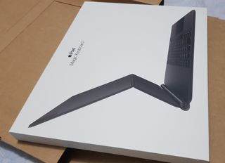 ipad pro 12,9" M1 y teclado magic original