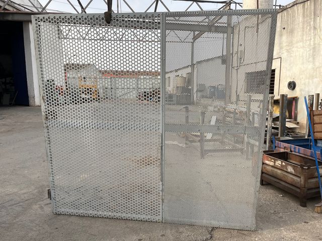 Hoja cancela chapa perforada