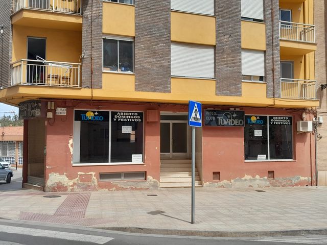 Local Comercial para heladeria o cafeteria.