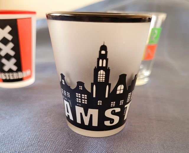 lotto di 4 bicchieri con slot