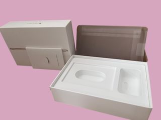 CAJA VACÍA DE IPAD MINI