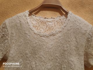 Camisa  corta/ blusa d encaje acrìlico. poco uso ,