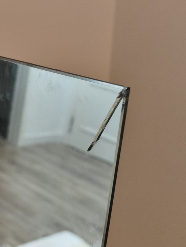 Espejo 95 x 100. Sin estrenar