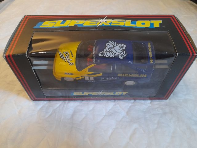 Superslot scalextric ford escort
