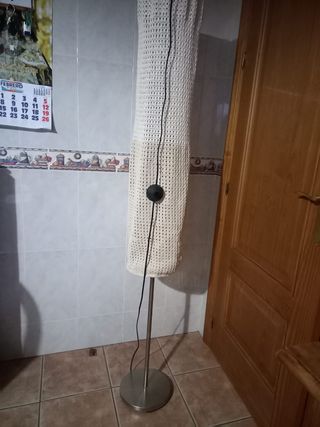 Lámpara pie crochet 