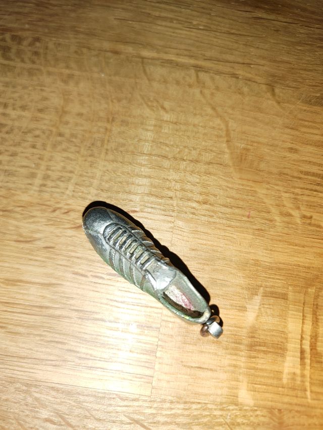 Llavero botas de fútbol Adidas