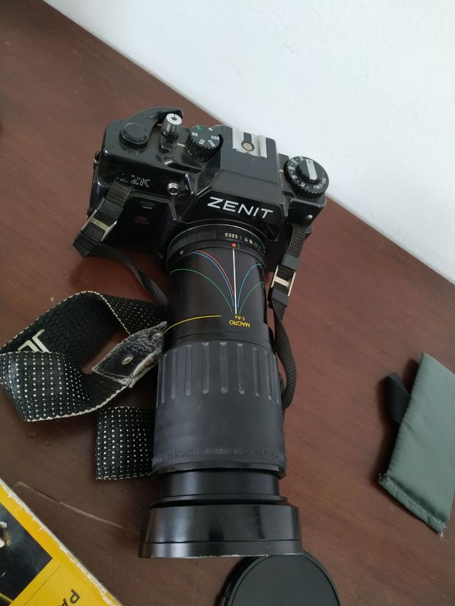 Cámara Zenit 122K