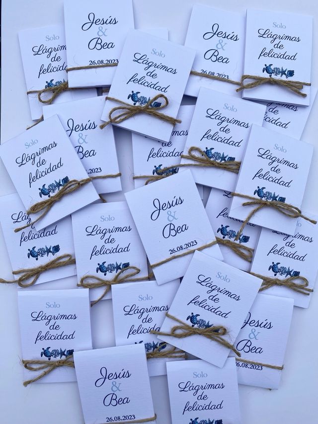 Detalle invitados boda. Lágrimas felicidad