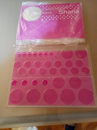 expositor maquillaje