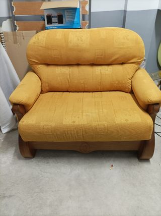 coqueto sofá  ,nunca usado bajada de precio