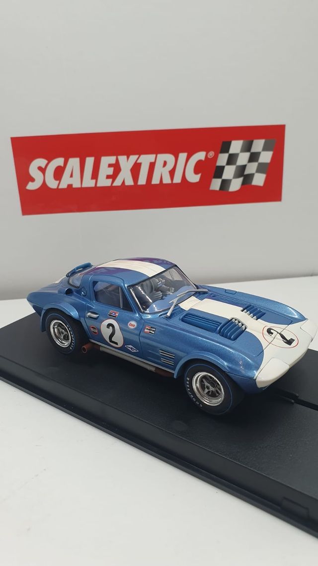 Scalextric Corvette mis levar grand sport 64
