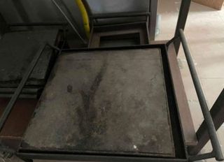 Tre pietre laviche con telaio