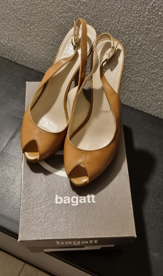 Decolletè spuntate  Cuoio