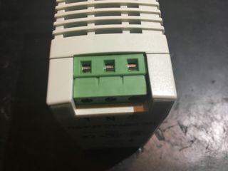 Fuente de alimentación para carril DIN 12v 5A