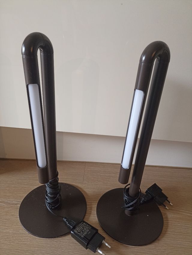 DOS Lámparas escritorio