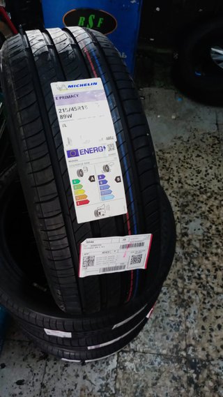RUEDAS ECONÓMICAS 215/45 R18 MICHELIN Y +MEDIDAS